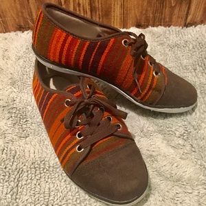 ❤️CLOSET CLEAR OUT!!! CANVAS/SUEDE SNEAKERS,SZ 8